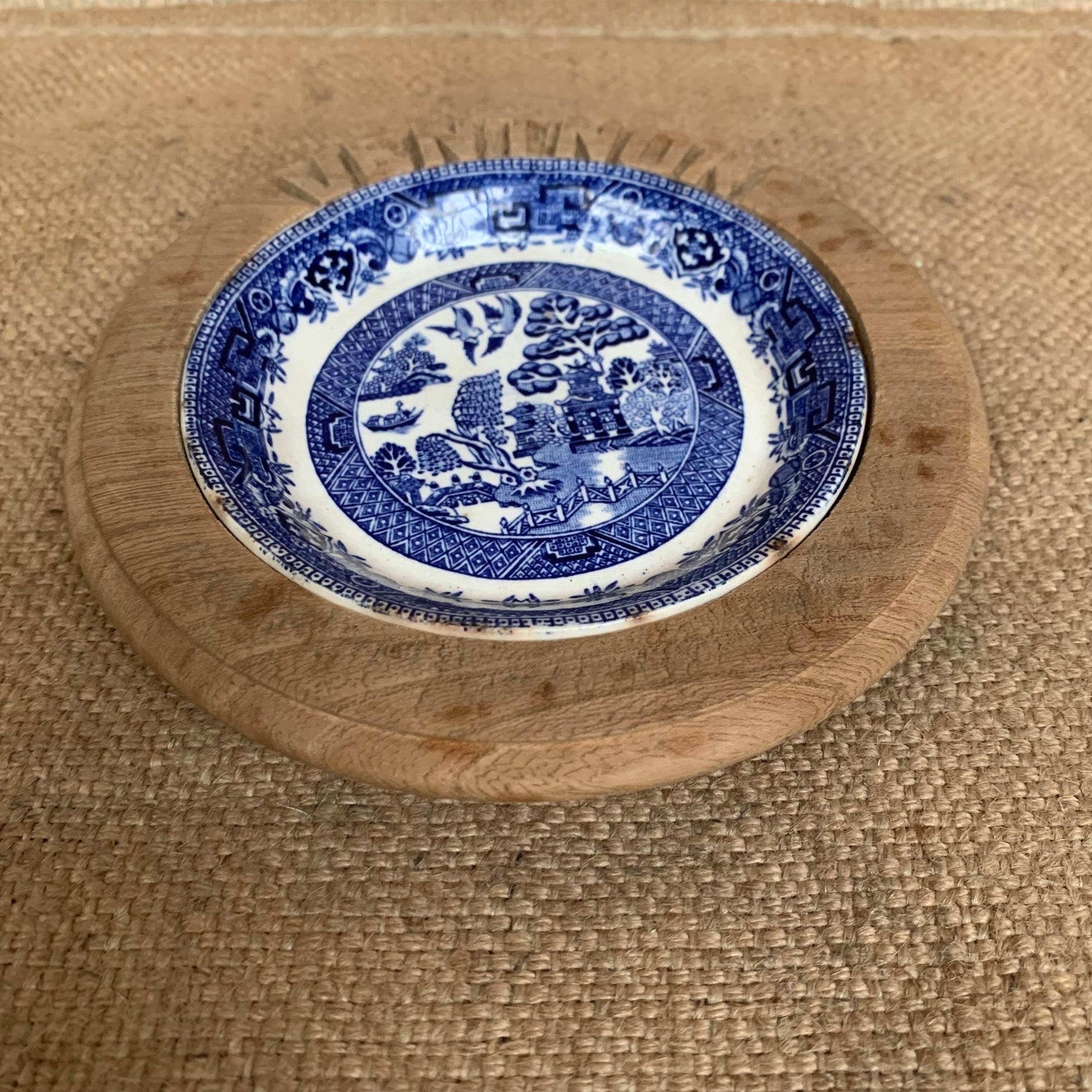 Vintage Carved Wooden Butter Dish - Ventnor - Willow Pattern - Isle Of White