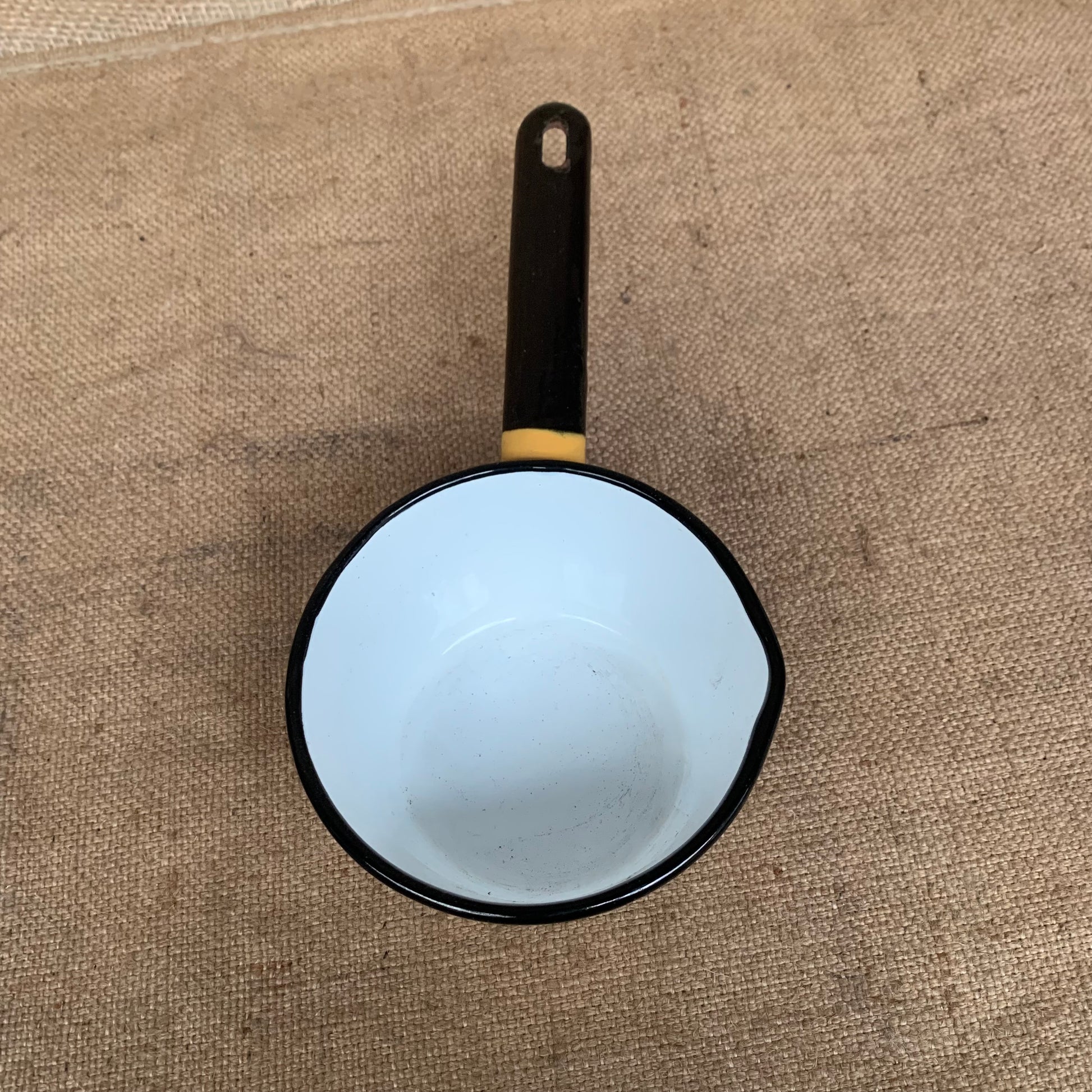 Enamel Pan With Lip - Milk Pan - Vintage