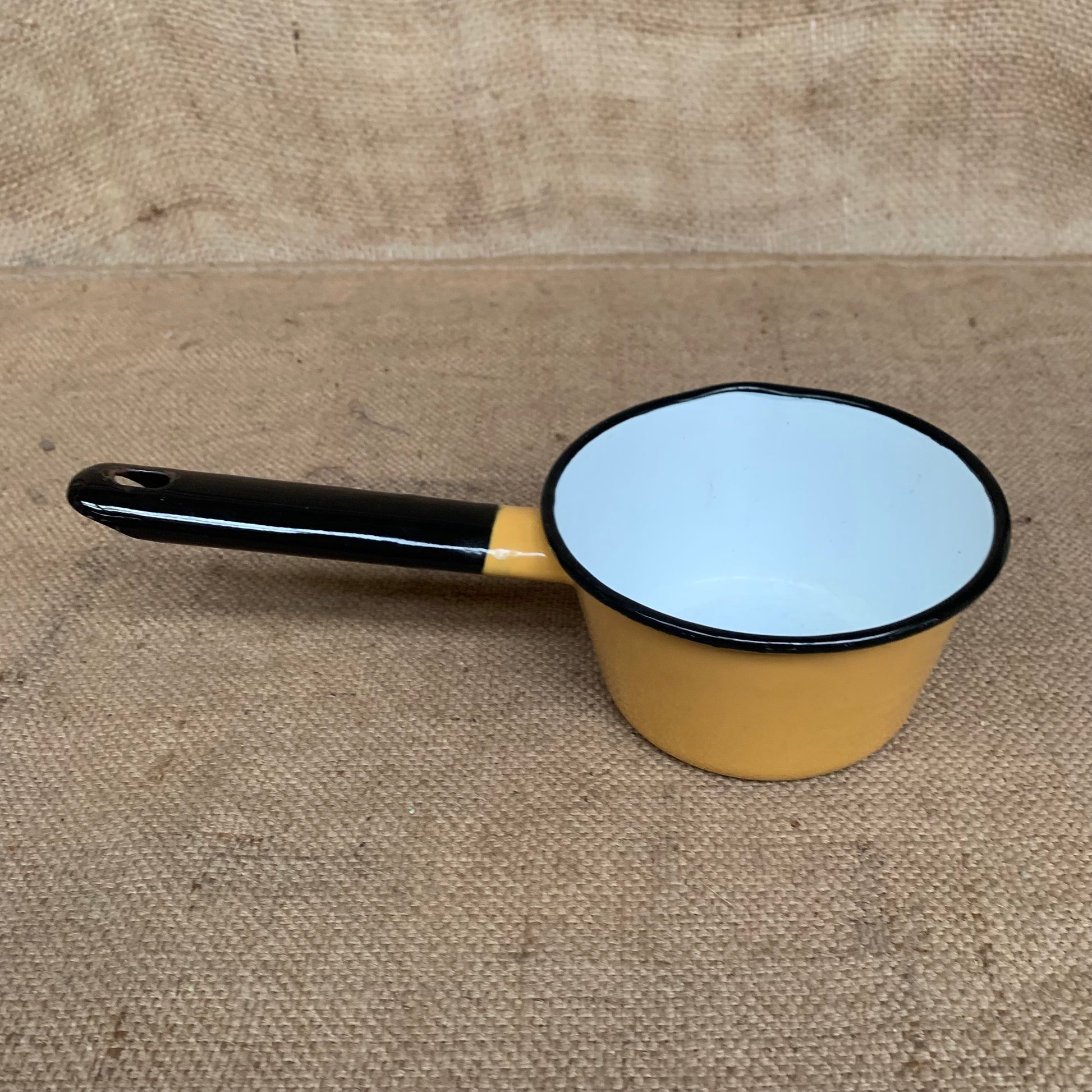 Enamel Pan With Lip - Milk Pan - Vintage