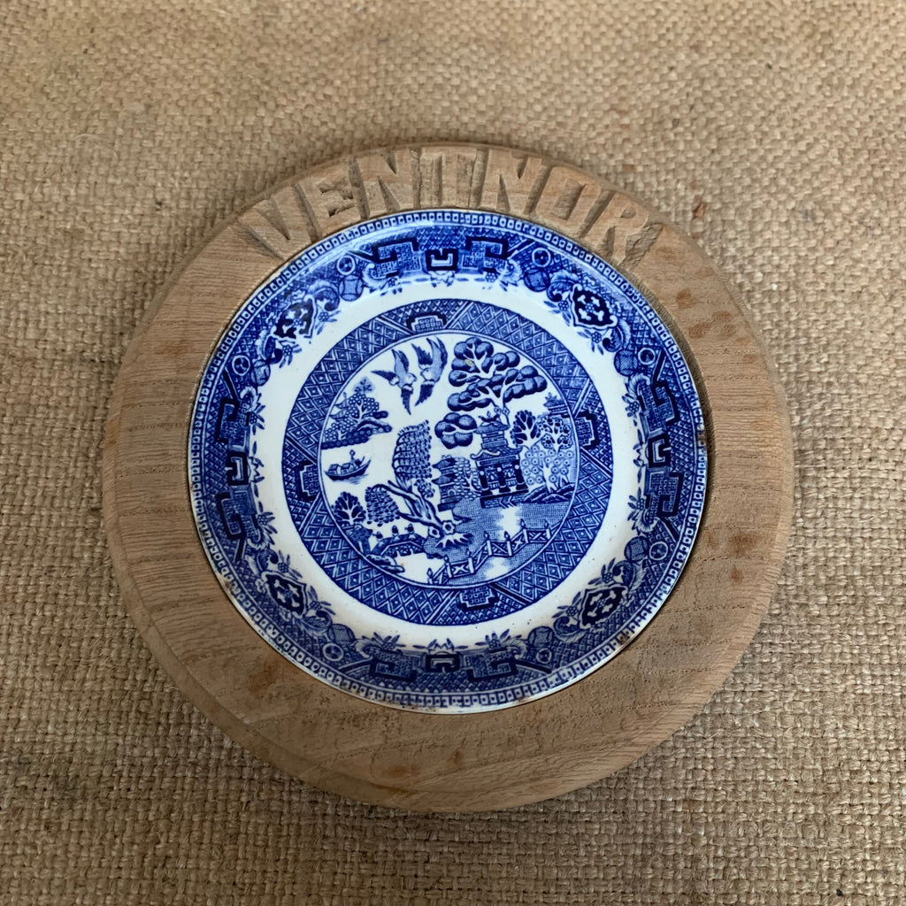 Vintage Carved Wooden Butter Dish - Ventnor - Willow Pattern - Isle Of White