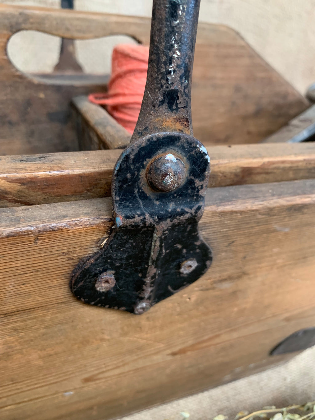 Victorian Pine Housemaid's Box, with a compartmented lift-out tray